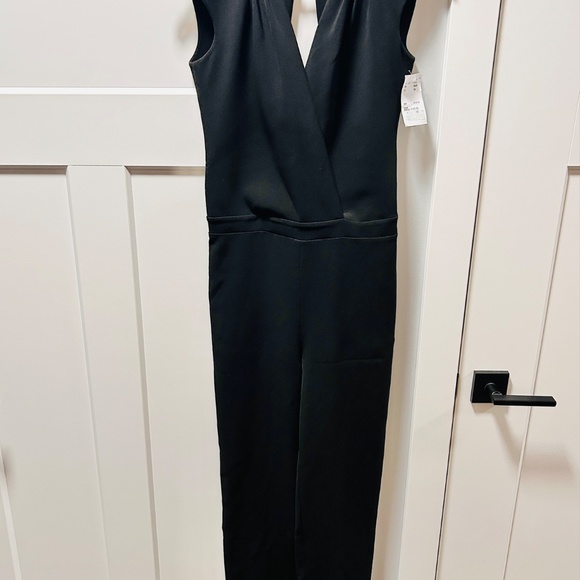 Safiyya black designer jumpsuit - Picture 6 of 7